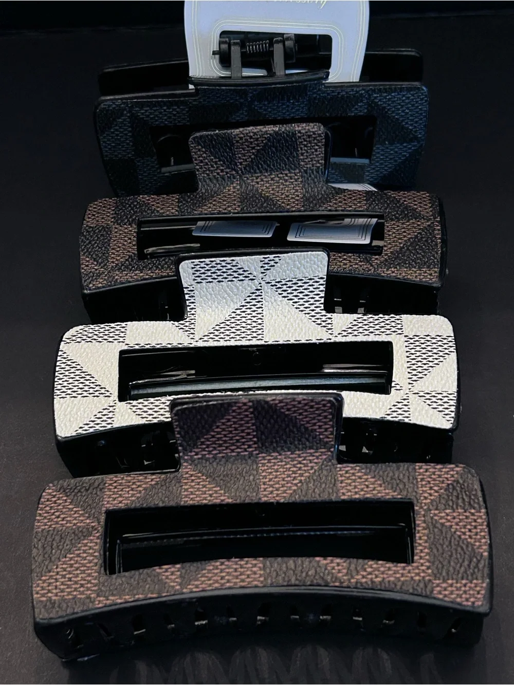 Assorted Color Padded Women’s Hair Claw Clip Set of 4 Four. Sleek Everyday Grip